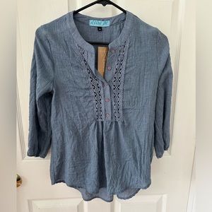 NWT Francesca’s Linen Button Shirt